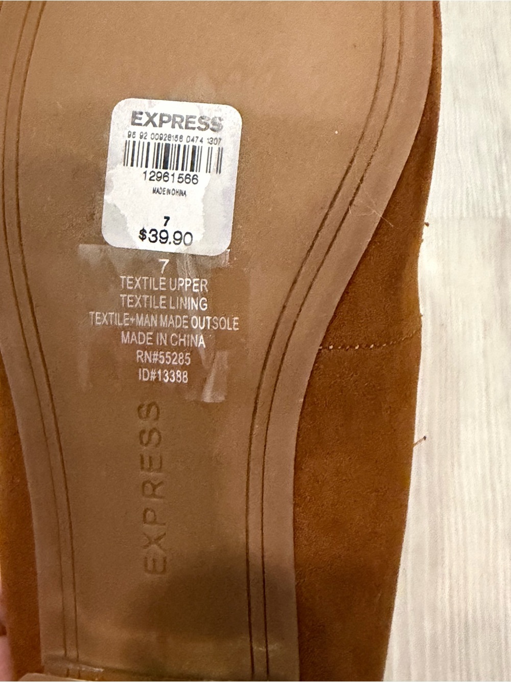 BNWT EXPRESS Women's Loafers shoe. Lightweight. Brown. Size 7 - Picture 9 of 9
